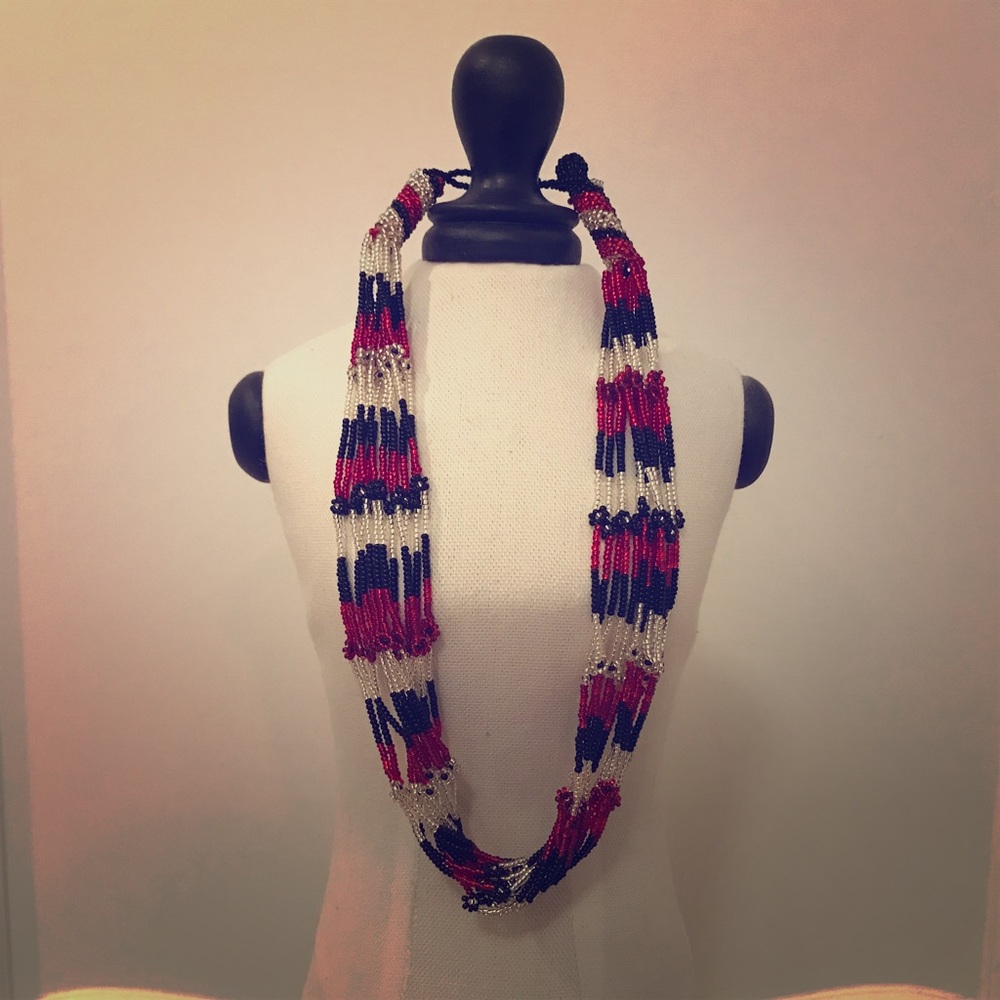Bead necklace